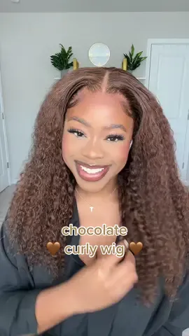 Chocolate Brown 🤎 Gluess Wig Install  #gluelesswig #laceclosurewig #lacefrontwigs #lacewiginstall #chocolatebrownhair #curlywigs 