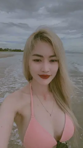 Để em dắt anh về quê em nhe.. chịu không?🥰❤️#foryou #fyp #travel #phanthiet #holaresort #selfiecamxuc #selfiecamxuc #cute #gir #trending 