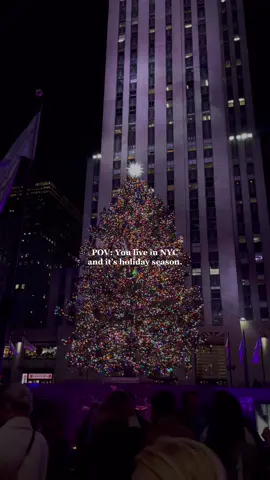😍🎄 #nycchristmaslights #rockefellertree2022 #nycchristmastime 