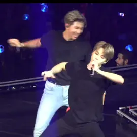 JK no le choca la mano a Jimin🤔#mingukkie #kookmin #jikook #fyy #fouryou #fyp 