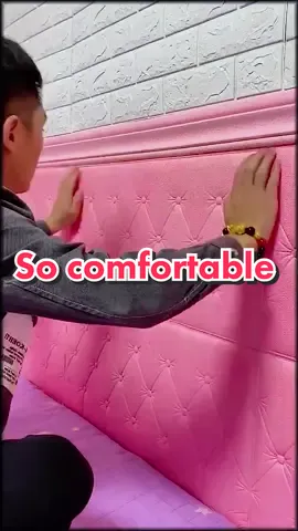 The foam wallpaper can be used at the head of a 🛌 bed👍it’s very comfortable 😍especially when you have kids 👧 it can protect them #1212 #wallpaper #wallsticker #foamwallpaper3d #selfadhesive #homedecor #budol #christmas 