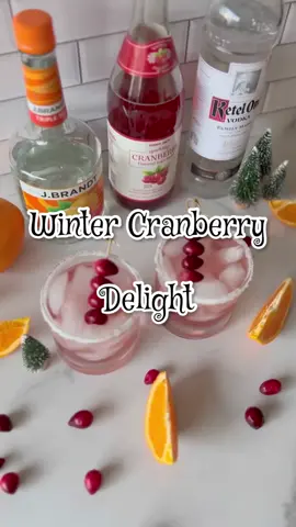 ❄️WINTER CRANBERRY DELIGHT❄️ Tis the season for a glass of holiday cheer! Featuring my favorite Trader Joe’s sparkling Cranberry beverage, which adds tart flavor and effervescence! Details over on the gram. Cheers! #traderjoesmusthaves #traderjoesrecipe #traderjoesseasonal #traderjoesholiday #traderjoesholiday2022 #traderjoesnewitems #traderjoeslife #traderjoeslove #christmascocktails 