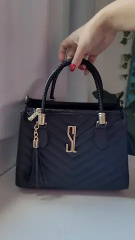 Bolsa da Shopee link na bio #comprinhasshopee #bolsa #achadinhosshopee #achadinhosbaratos 