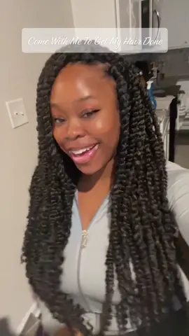 Come with me to get my hair done. #passiontwists #janetcollection #crochethairstyles #protectivestylesfornaturalhair THANKS MOM♥️♥️♥️