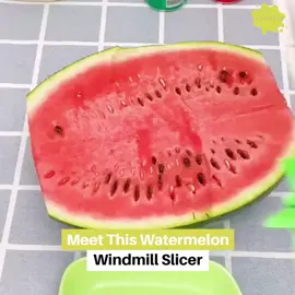 The Best Kitchen Tool You Need To Cut Your Watermelon With Ease🍉#fy #KitchenHacks #kitchengadgets #kitchentool #mustneed #watermelon#foryou  