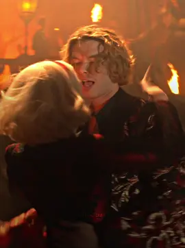 forgot how good this series is #fyp #fypシ゚viral #aftereffects #chillingadventuresofsabrina #netflix #edit 