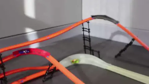 Hot Wheels Track Made With 1 Box of TrackJack #hotwheelstrack #hotwheels #hotwheelstrackbuilder #hotwheel #hotwheelsdaily #hotwheelschallenge