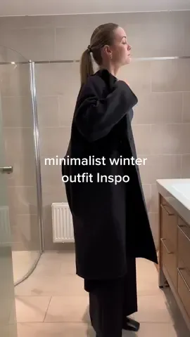 Minimalist winter outfit inspo from today 🖤 