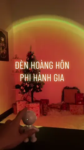 Đèn hoàng hôn phi hành gia phiên bản mới. Tích hợp pin sạc, sử dụng mọi lúc mọi nơi 💡#denhoanghonphihanhgia #decor #chill #wanglight #trending 
