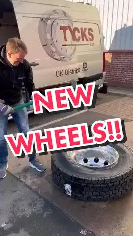 Fitting My New Wheels!! @tyretracks_alcoawheels #truckertim #fyp #hgvdriver #trucking 