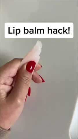 Follow me for more beauty hacks! This lip balm hack changes everything! I don’t understand why brands keep putting things in jar containers… #beautyhacks #fyp #beautytips #BeautyTok #makeuphacks #lipbalm #lipbalmaddict 