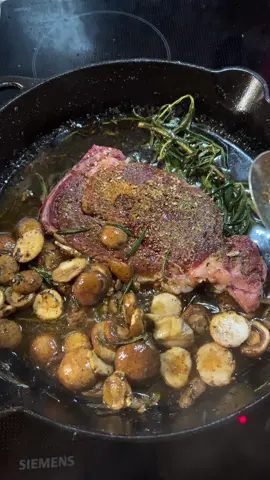 Cook with me tonight! Ribbye Steak #fyp #germany🇩🇪 #castiron #castironskillet #blackgirltiktok #trending 