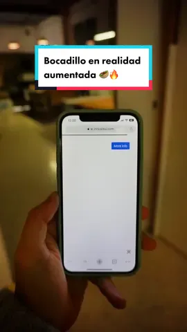 ¿Te imaginas ver la carta de un restaurante así? 🤤 Me lo pediría todo  #Realidadaumentada #bocadillo #pantalla #screen #filtro #efecto
