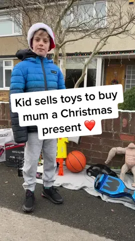 Kid sells toys to buy his mum a Christmas present 