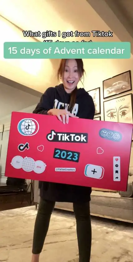 Some people may feel differently but I love love love every gift so far and especially the thought behind each of them - everyday’s gift has been inspired by different creators ❤️ #tiktokcountdown @tiktok creators #unboxing #adventcalendar #advent 