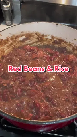 I saw one video of red beans & rice and made some for dinner.. #Foodie #FoodTok #cheftok #cooking #fypシ #redbeansandrice #popeyes 