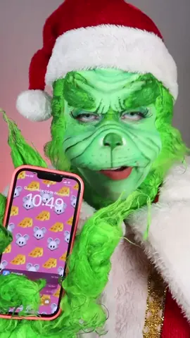Respondendo a @jstefanie._ O Grinch com certeza foi a transformação  que deu mais trabalho! Gostaram 💚😍