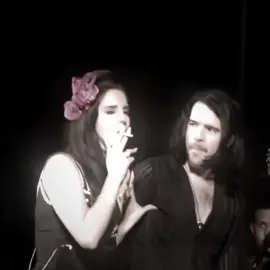 #LANADELREY -fake cig #lanaism #LDR #lanadelreyedit #foryoupage #concert #viral #trending #ultraviolence #borntodie #paradise #honeymoon #ultreviolence 
