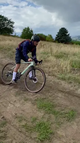 When you realise it's only a week until Christmas and you haven't bought any presents yet🎁👀💨 #CLLCTV #MyCanyon #Gravel #Grizl #ForYouPage #FYP #FY #Viral @Peter Henke 