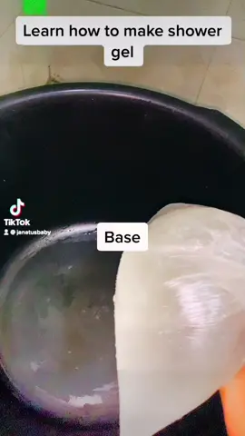 #fyp #soap #ghanatiktokers🇬🇭🇬🇭🇬🇭 #soapmaking #soapmakersoftiktok #ghana #gh🇬🇭tiktokviral #ghanatiktok🇬🇭 #showergel #foryou #foryourpage #goviral #ghanatiktok #ghanatiktok_ #makemefamous #soaptutorial #fypシ 
