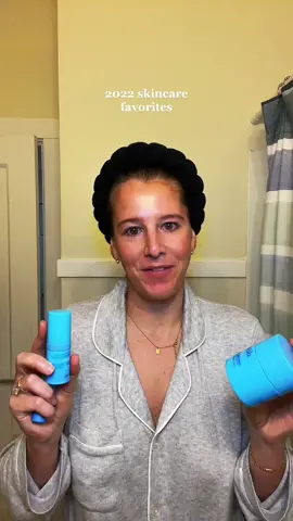 Round up of my favorite skincare products of 2022 #skincare #skincareroutine #skincaretips #SkinCare101 #beautyhacks #beautytips #BeautyTok #fyp #sf #sftiktok #sanfrancisco #BeautyReview #skincareproducts 