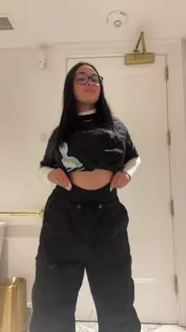 no me se este baile pero queria post algo lol
