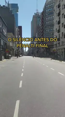 Segundos antes de Buenos Aires explodir com a conquista do tricampeonato mundial!