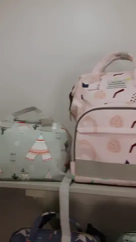 Rekomendasi Tas perlengkapan persalianan buah hati❤️‍🔥❤️‍🔥 #tas #persiapankelahiran #anak #bayi #tas #tasmultifungsi #fyp #emomcare 