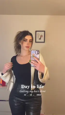 Obsessed with how the results turned out 🥰🫶🏼 #darkhairtransformation #hairtok #grwm #hairvlog #gettinghairdone #blackhair #layershaircut #brownhair 