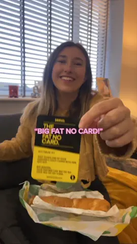 Was NOT expecting that 🫠 #couples #couplescomedy #boyfriendvsgirlfriend #relationships #servdcards @chloandmatt 