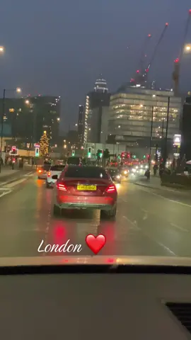 This lovely city 🌃 ❤️#londonlife #london #fyp#uk #fyp #foryoupage #fy#tiktok2022 #viral#❤️ #amazing #lovegreatbritain  