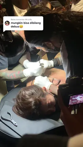 Membalas @Mr.luffy yakin debus? Spil waktu naik gak nih?😁 #bodysuspension #tattowar #tatto #fyp 