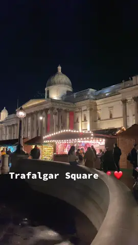 Trafalgar Square 📍❤️#trafalgarsquare#londonlife #london #fyp#foryoupage#fy#amazing #uk #viral#puf#lovegreatbritain  