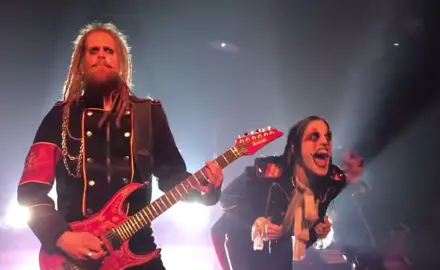 One of the best live bands ever. #avatar #avatarmetal #avatarband #avatarmetalband #johanneseckerström #helicopter #letitburn 
