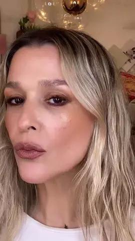 Whitney’s lip combo #CreandoParaAyudar #tryonwithme #maquillateconmigo #makeuplife #whitneyhoustonxmac #mua 