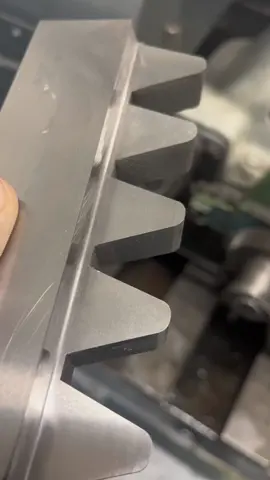 Big teeth! #engineering #fypシ #satisfying 