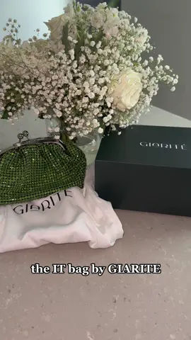 The IT bag by @Giarité #fyp #parati #fashion #itbag #ootn #wishlist #fashiontiktok #accessories #accesorios 