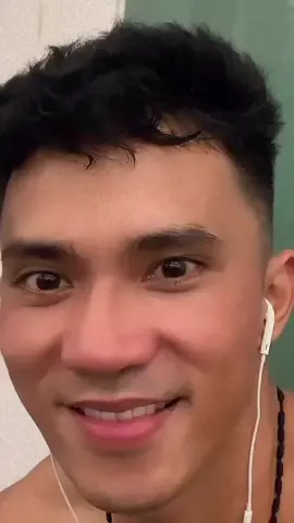 Stay imut.. 😅😅😅