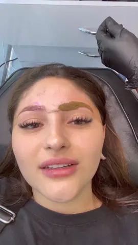 Ya no estoy pelóna 🥹 las cejas me las hice en : cjaslv en Instagram ❣️