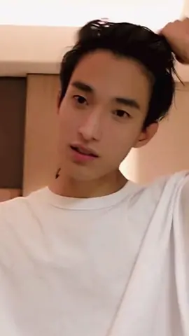 dikey rajin banget nge vlog nya 😭🫶🏻 #dokyeom #seventeen #fyp #carat 