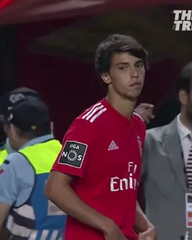 benfica and braces era 🫶 #foryoupage #fypシ #joaofelix #fyp #joaofelix79 #joaofelixedits #foryoupage #viral #xzybca #benfica #joaofelixsequeira #fypシ #fyp #joaofelix 