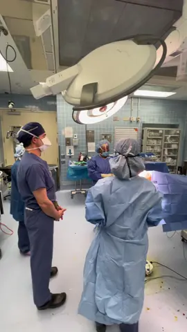 Getting in the zone and ready to help our patients fight #braincancer and other #cns diseases. 🧠💥🥊 #mindfulmoment #neurosurgery #lenoxhill #lenoxhillneurosurgery #lenoxhillhospital #mindfulness #mindset #fyp