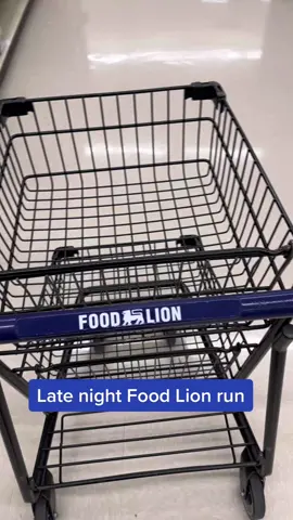 Quick grocery trip #foodlion #HolidayOREOke #shop #shopwithme #groceryshopping #groceryshopwithme #groceries #shopping #grocerystore #asmrshopping 