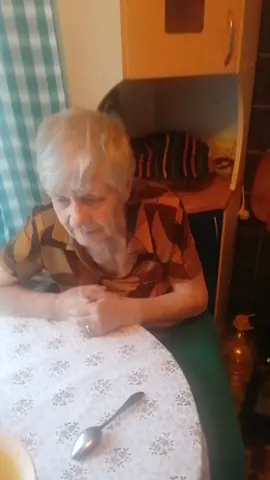 Вот так я с ней и живу)