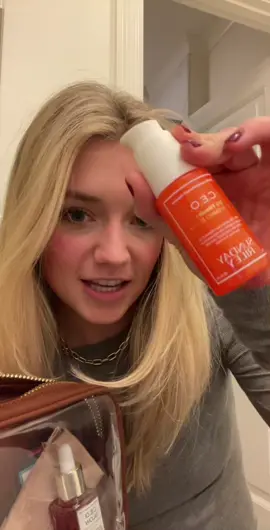 The skincare products I travel with @Sunday Riley @First Aid Beauty @Curie @Good Molecules @Hero Cosmetics 