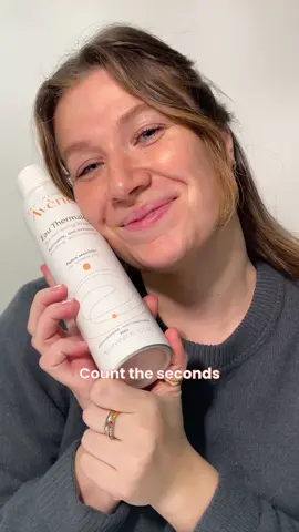 Adopt the moves of a pro: a 5 second spray is all it takes to feel soothed. But hey, it’s our little secret 🤫 #Avène #SkinTok #SootheYourself #SprayIt #Watery #Countdown 