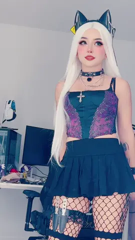 PLS NOT THE EARS AGAIN HAHAHA #egirl #fyp #GamerGirl 
