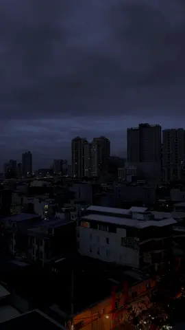 manila. #darkacademia #darkacademiaaesthetic #darkaesthetic #aestheticvibes #aestheticedits #backgroundvideo #moody #citylights 
