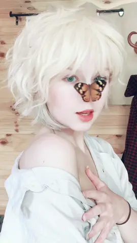the way butterflies move is so satisfying to me 