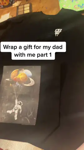 #giftfordad #giftsfordad #christmasgift #wrap #wrapwithme #gift #giftidea #giftideas #giftfordad #christmasgifts #fyp #depop #christmas #christmastok #yule #yuletok #gifttok #skullshirt #guftwrapping #christmasremix #depop #skullshirt 